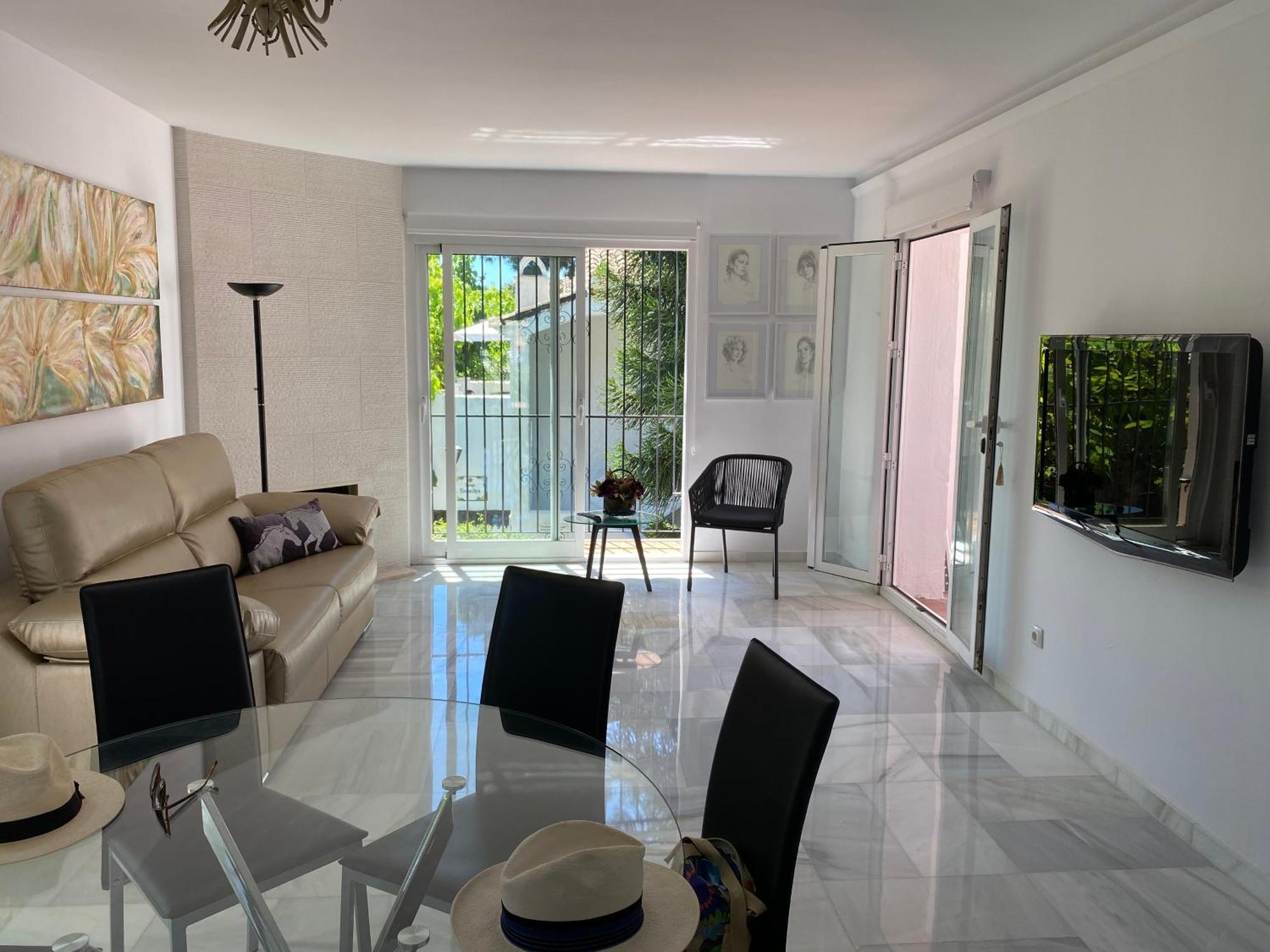 Tarifa Especial, Sin Aglomeraciones En Piscina Y Playa, Cerca De Puerto Banus 에스테포나 외부 사진