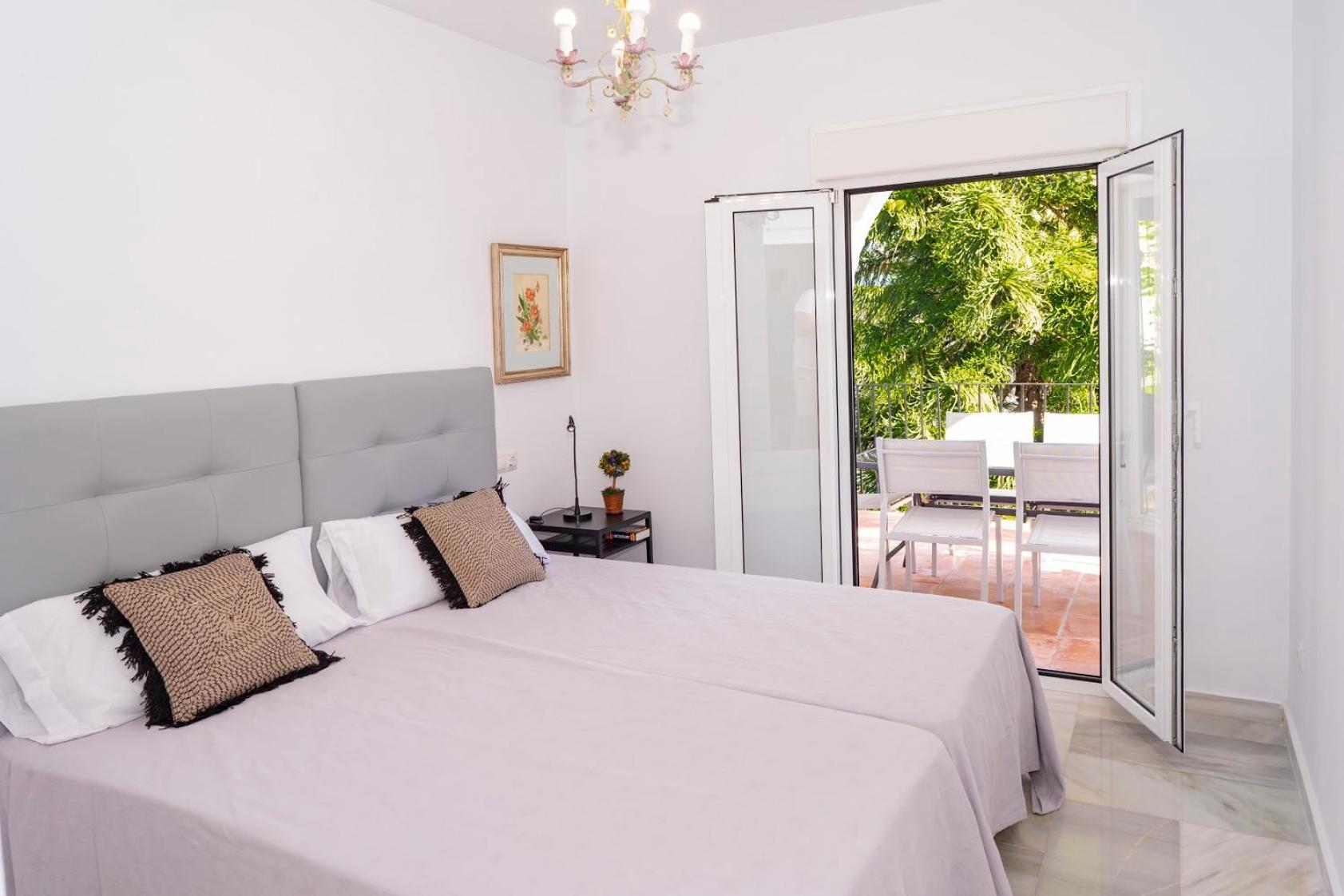 Tarifa Especial, Sin Aglomeraciones En Piscina Y Playa, Cerca De Puerto Banus 에스테포나 외부 사진