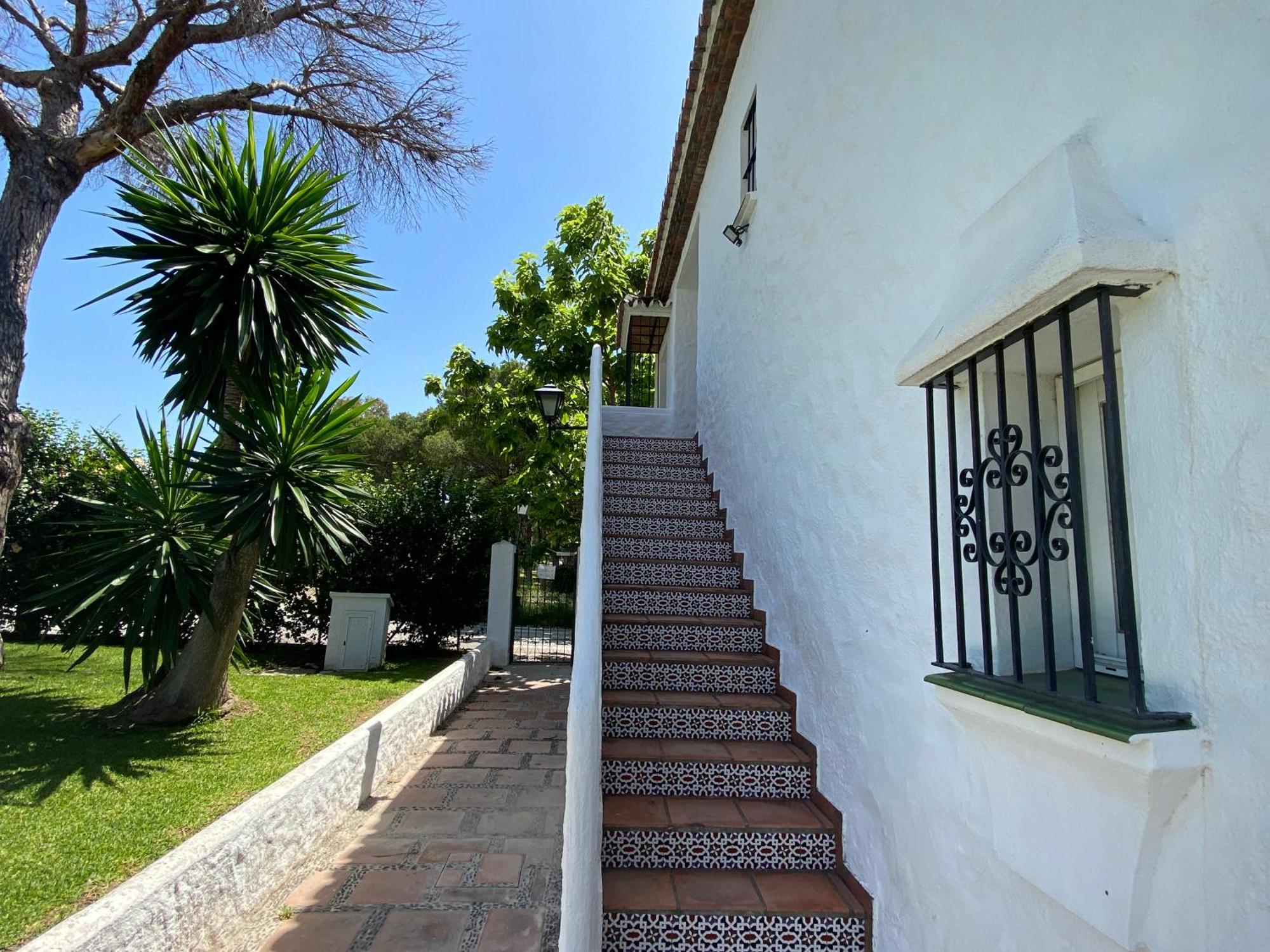 Tarifa Especial, Sin Aglomeraciones En Piscina Y Playa, Cerca De Puerto Banus 에스테포나 외부 사진