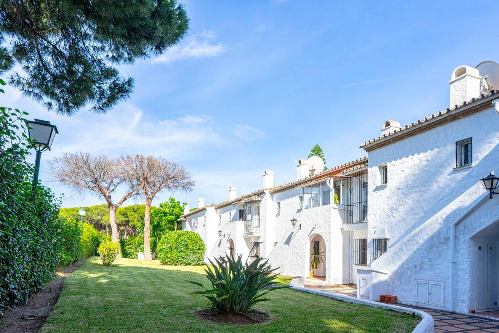 Tarifa Especial, Sin Aglomeraciones En Piscina Y Playa, Cerca De Puerto Banus 에스테포나 외부 사진